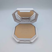 Fenty Beauty Pro Filt'r Soft Matte Powder Foundation