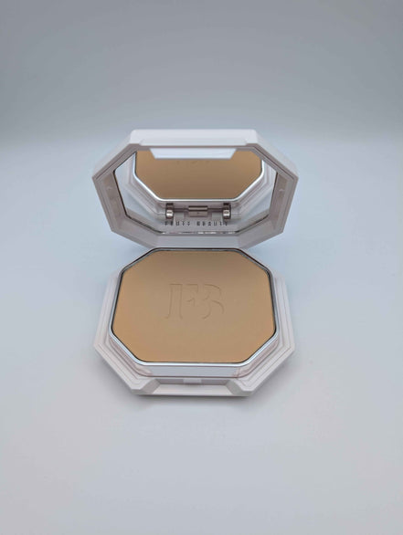 Fenty Beauty Pro Filt'r Soft Matte Powder Foundation