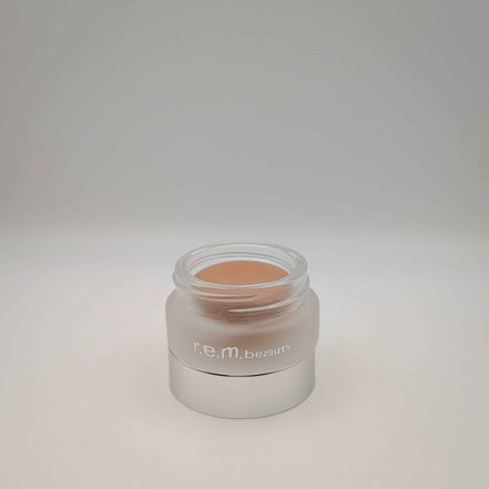 Sweetener Concealer for Flawless Skin Transformation